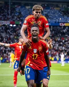 Nico Williams et Lamine fêtant le premier but de l'Espagne dans la finale.Crédit photo: UEFA